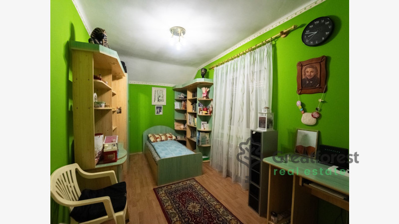 Debrecen, City East, family house  