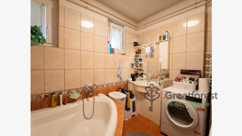 Debrecen, City East, family house  