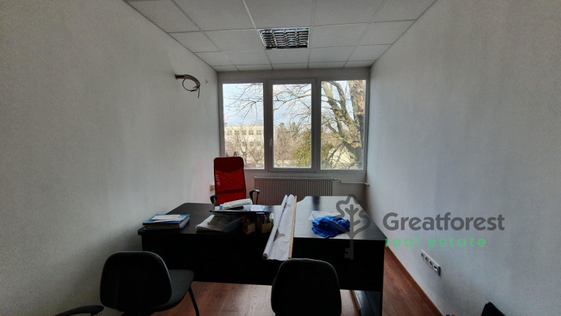 Debrecen, Close To City Center, office in office building  