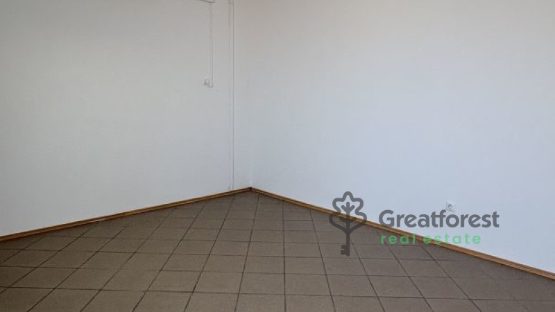 Debrecen, City Center, office in office building  