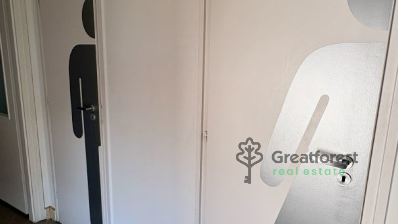 Debrecen, City Center, office in office building  