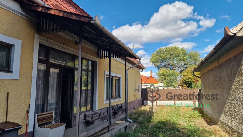 Hajdúhadház, family house  