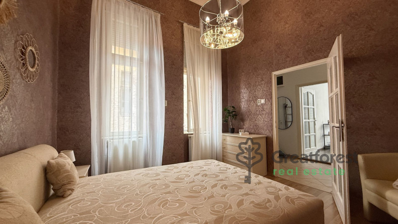 Debrecen, City Center, flat  