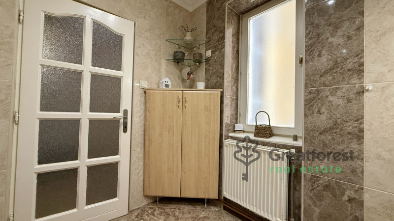 Debrecen, City Center, flat  