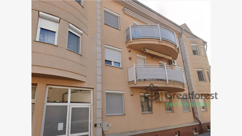 Debrecen, City Center, flat  