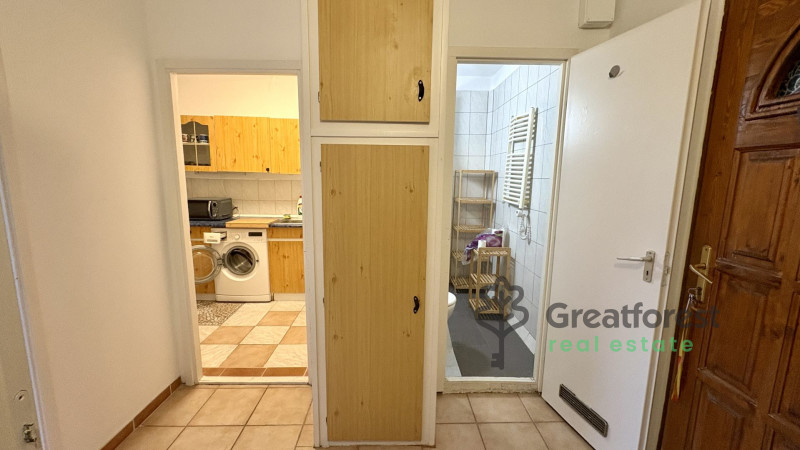 Debrecen, Close To Tesco Area, block of flats  