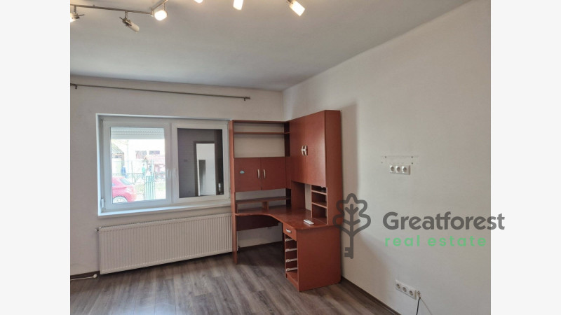 Debrecen, City East, family house  