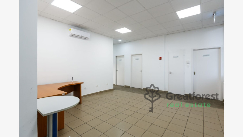 Debrecen, City Center, commercial premises not in shopping center  