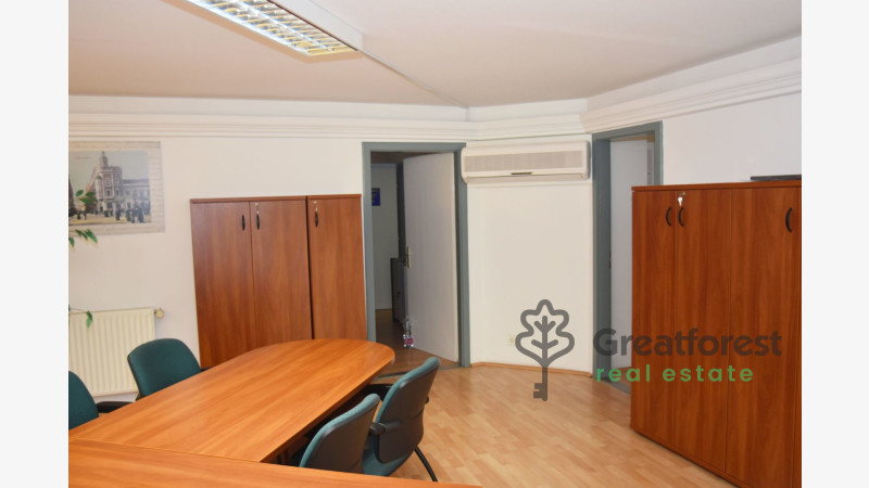 Debrecen, City Center, office not in office building  