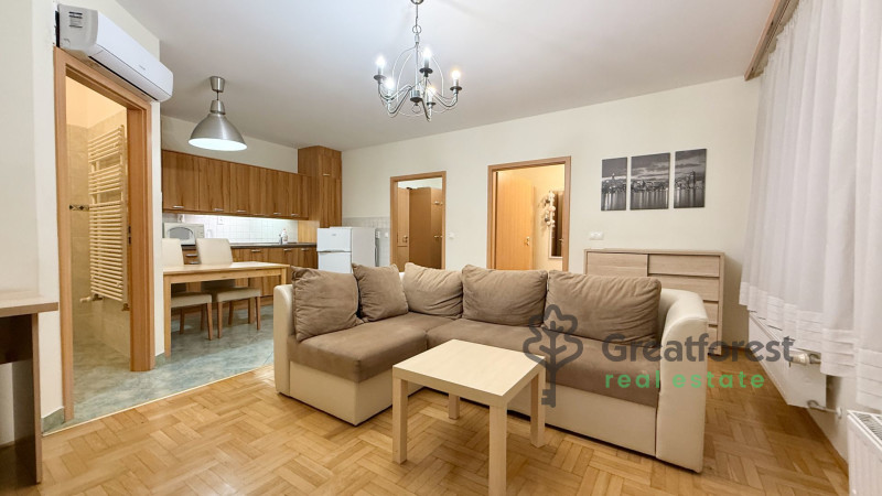 Debrecen, City Center, flat  