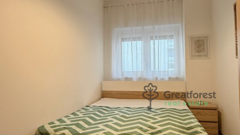 Debrecen, City Center, flat  