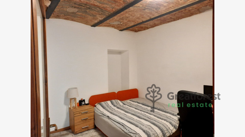 Debrecen, Close To Plaza, part of a house  