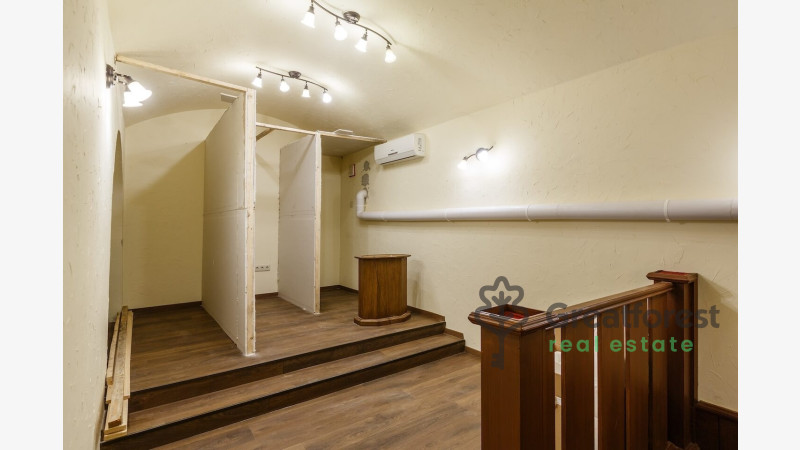 Debrecen, City Center, commercial premises not in shopping center  