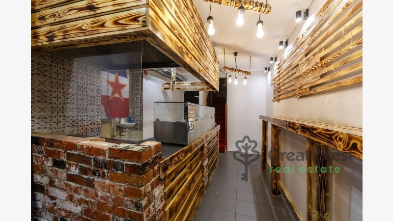 Debrecen, City Center, commercial premises not in shopping center  