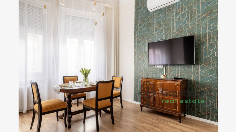 Debrecen, City Center, flat  