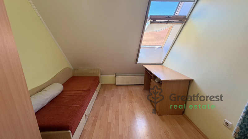 Debrecen, Close To Plaza, flat  