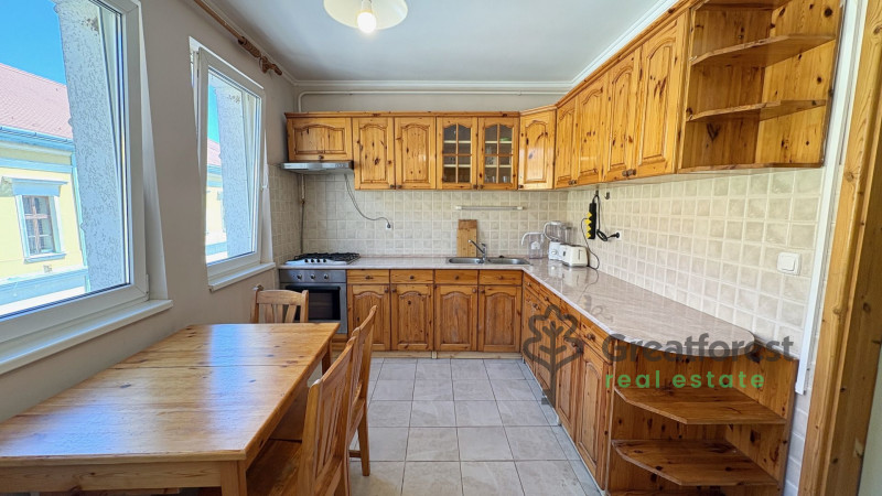 Debrecen, Close To Plaza, flat  