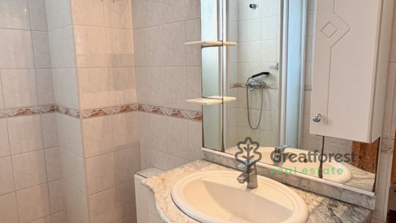 Debrecen, Close To Plaza, flat  