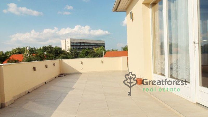 Debrecen, Close To Main Campus, flat  