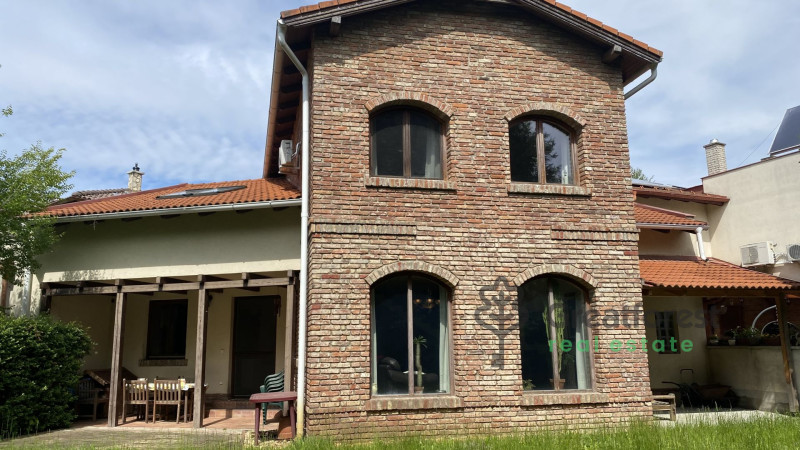 Debrecen, Liget Residencial Park, attached house  