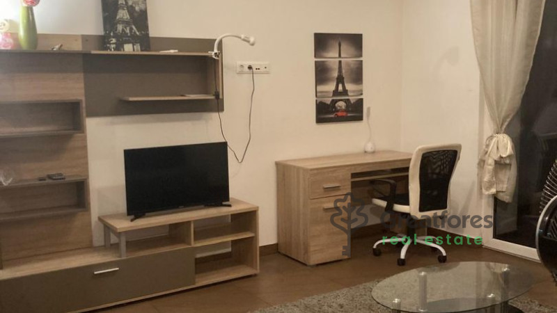 Debrecen, City Center, flat  