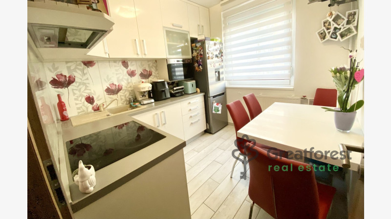 Debrecen, Close To Tesco Area, block of flats  