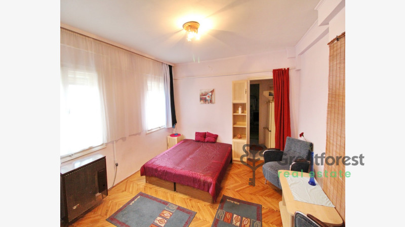 Debrecen, City Center, flat  