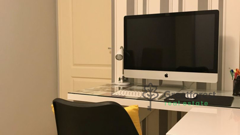 Debrecen, Close To Plaza, flat  