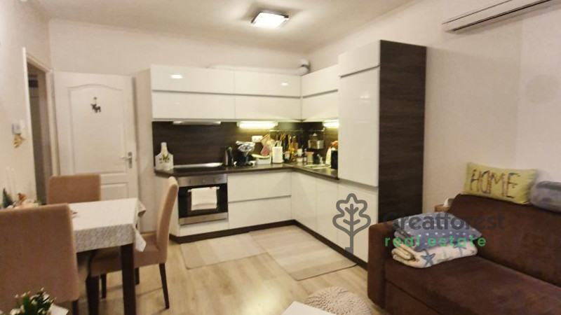 Debrecen, Close To Plaza, flat  