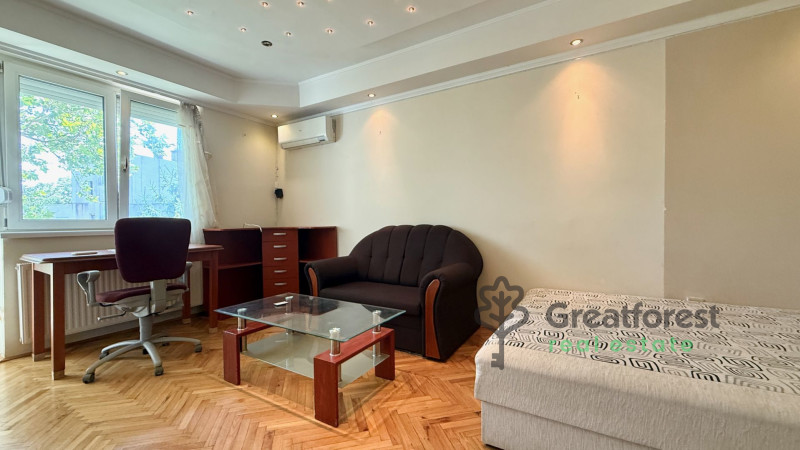 Debrecen, Greatforest Area, flat  