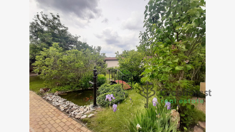 Debrecen, City East, family house  