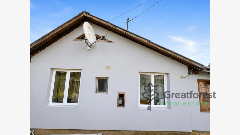 Debrecen, Bayk András kert, family house in periferical area  