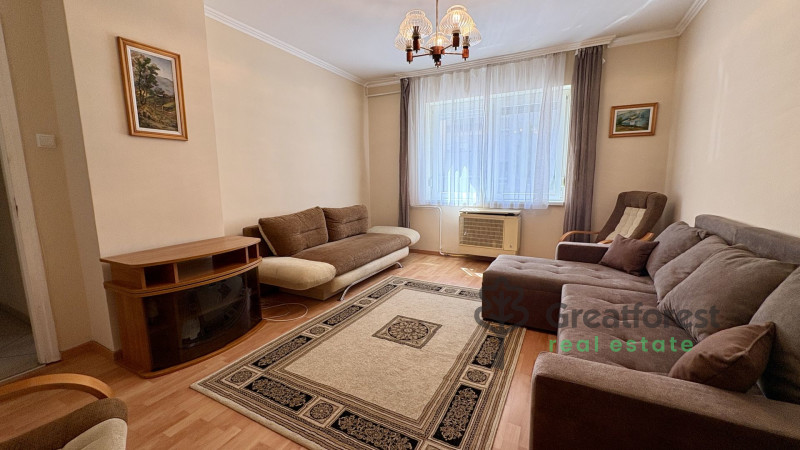 Debrecen, City Center, flat  