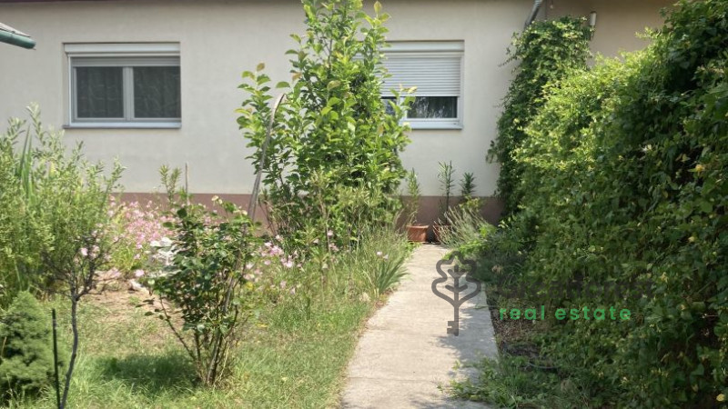 Debrecen, City South-East, part of a house  