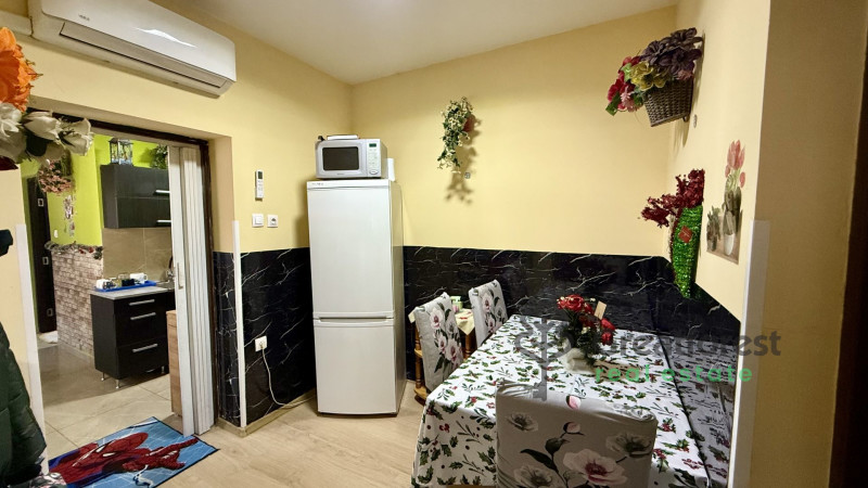 Debrecen, Close To Bem Square, family house  