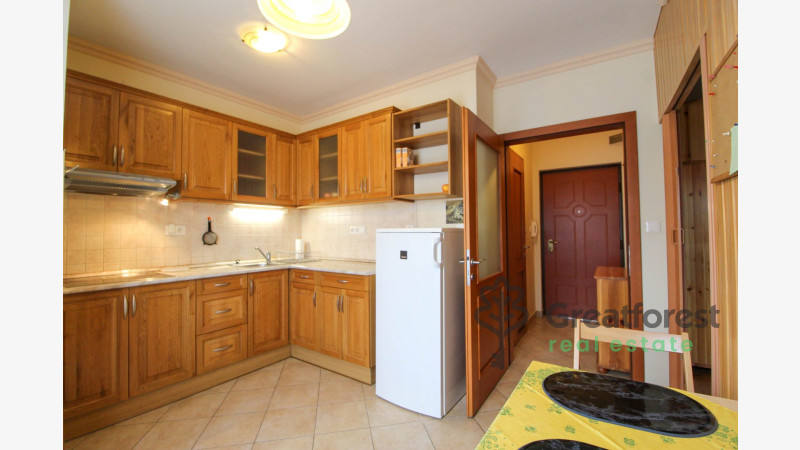 Debrecen, Bem Square, flat  