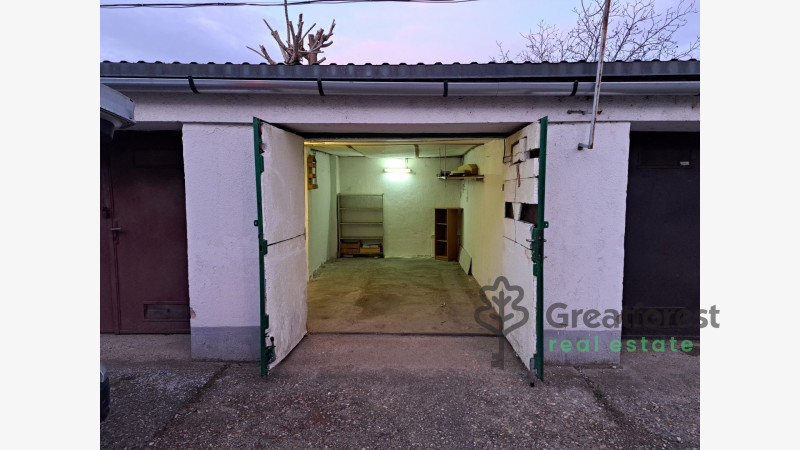 Debrecen, City South-East, garage - individual garage  