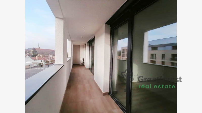 Debrecen, City Center, flat  