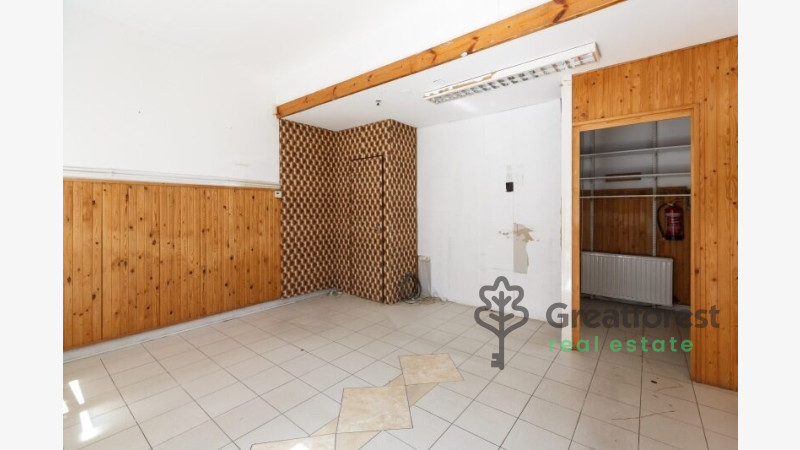 Debrecen, City Center, commercial premises not in shopping center  