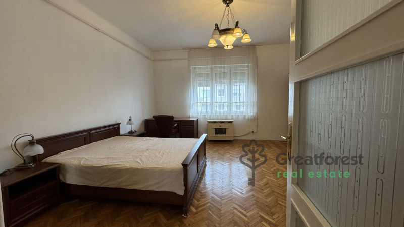 Debrecen, Close To Engineering, flat  