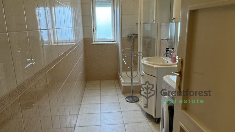Debrecen, Close To Engineering, flat  