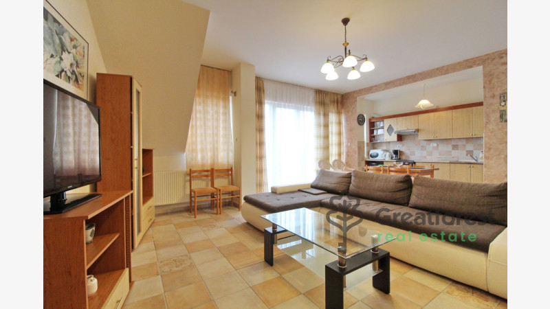 Debrecen, Close To Plaza, flat  