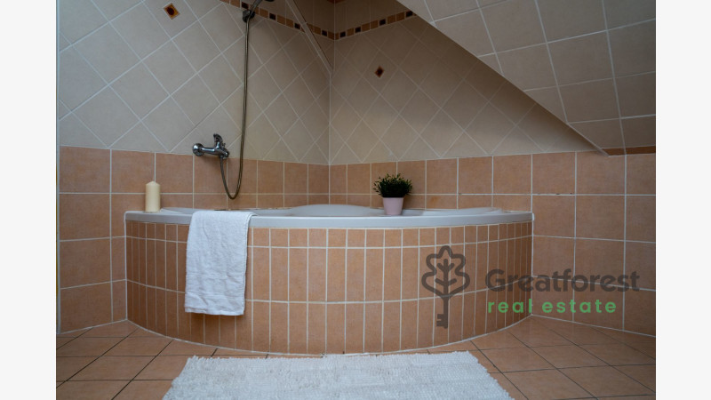 Debrecen, Haláp, family house  