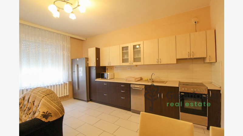 Debrecen, City Center, flat  