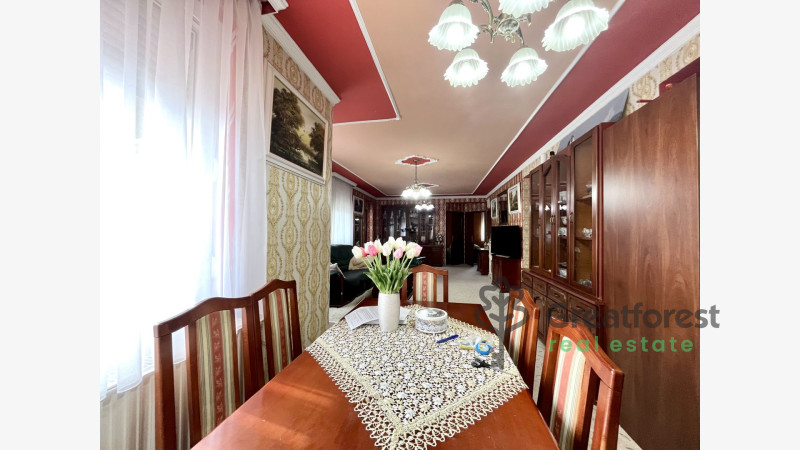 Mikepércs, family house  