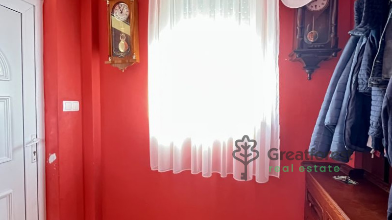 Mikepércs, family house  