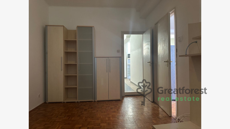 Debrecen, City Center, flat  