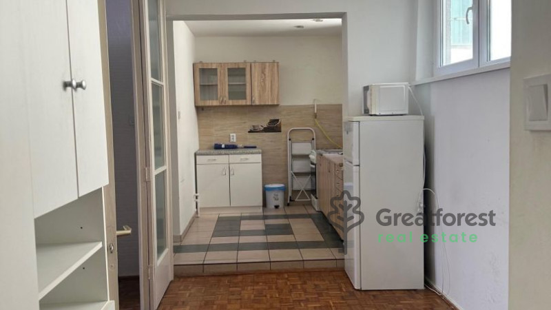 Debrecen, City Center, flat  