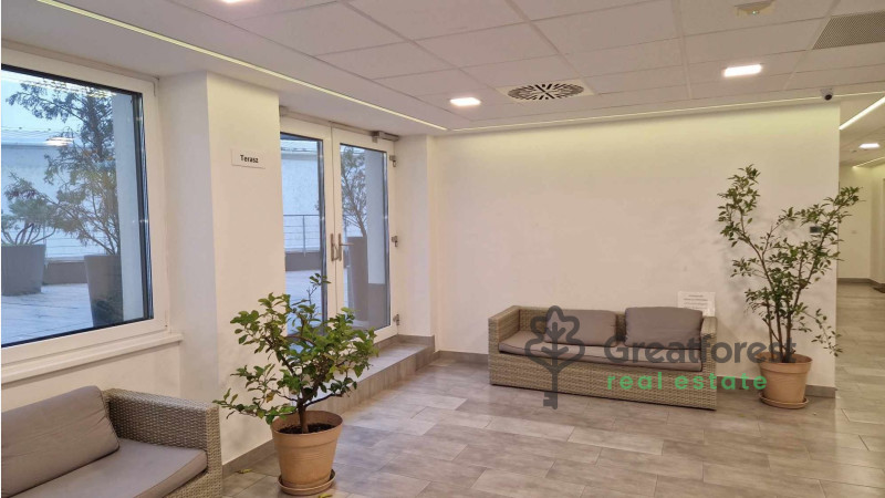 Debrecen, City Center, office not in office building  