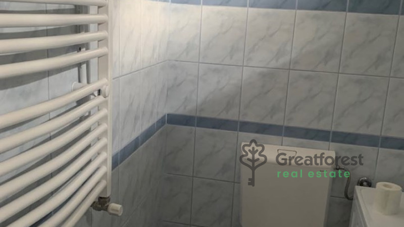 Debrecen, City South-East, family house  